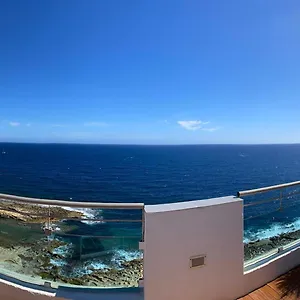 Magnificent Seafront 2-bedroom Penthouse Apartment Sliema